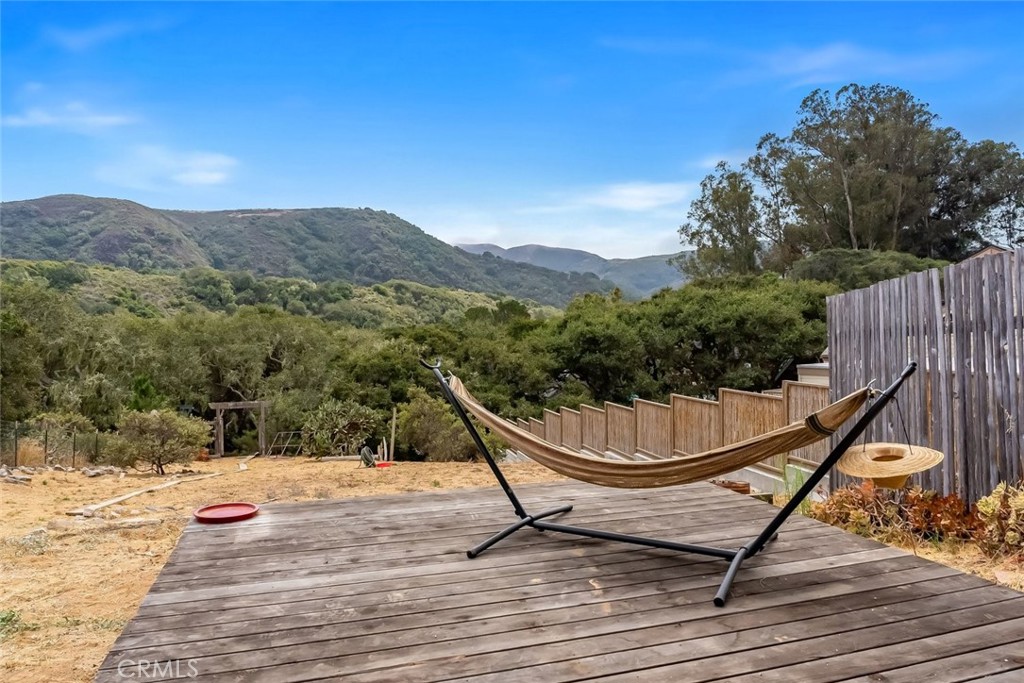 1550 Bayview Heights