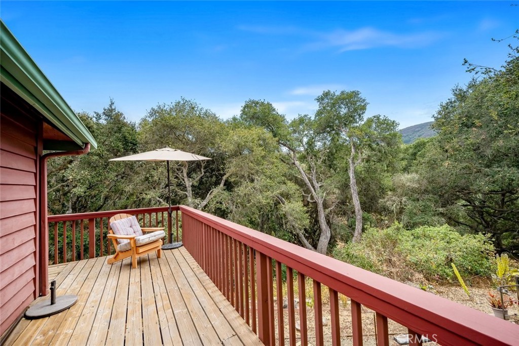 1550 Bayview Heights