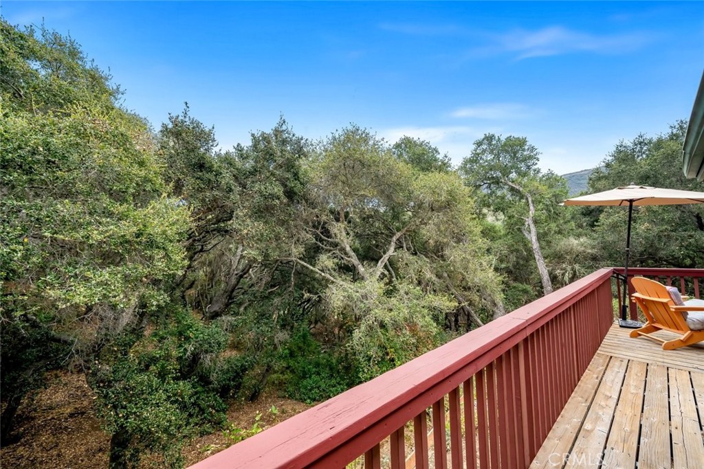 1550 Bayview Heights