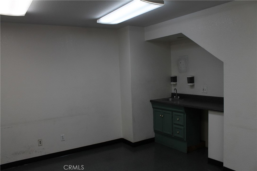 18737 S Reyes Avenue