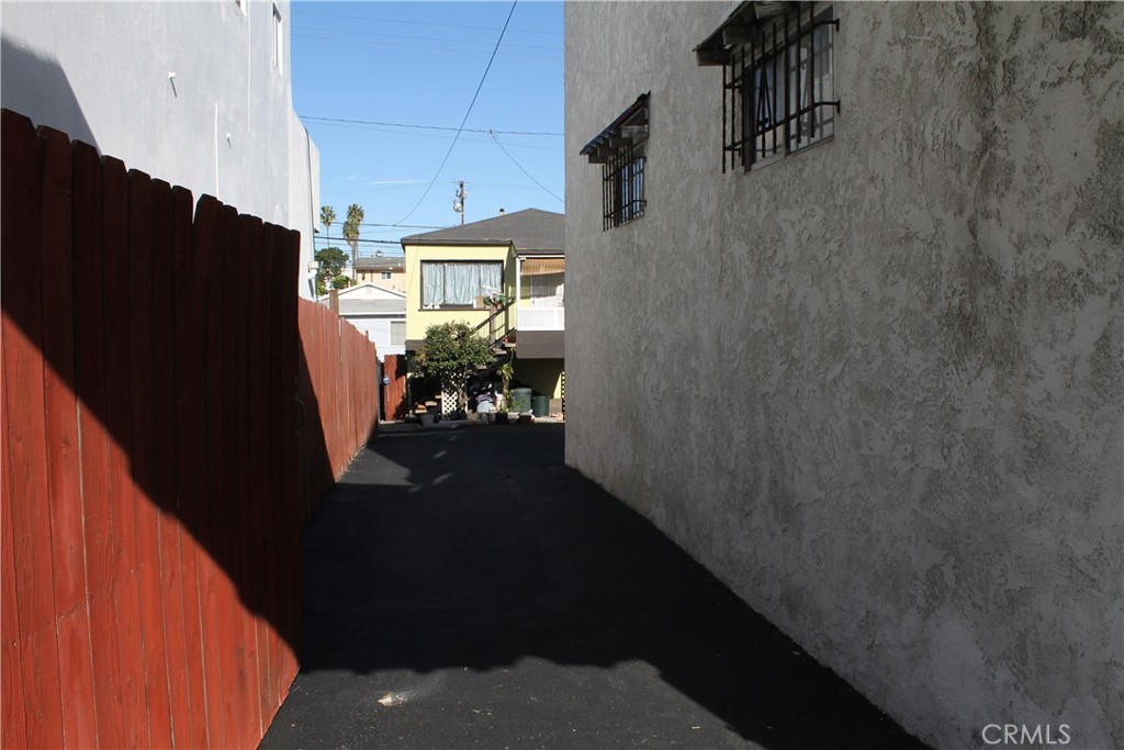 4541 Artesia
