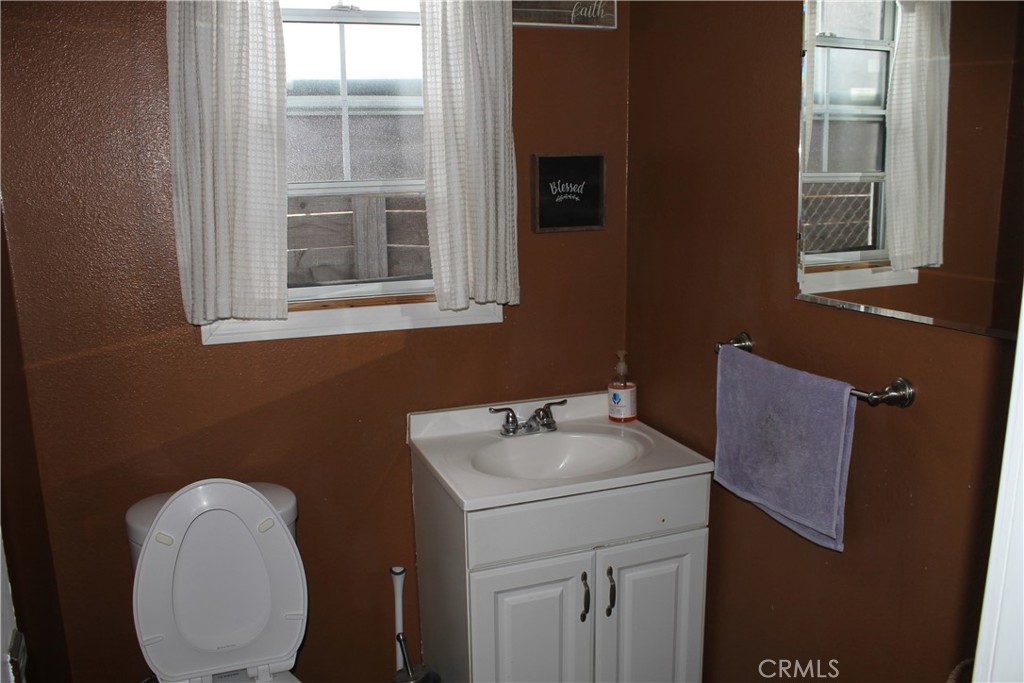 6035 Mesa