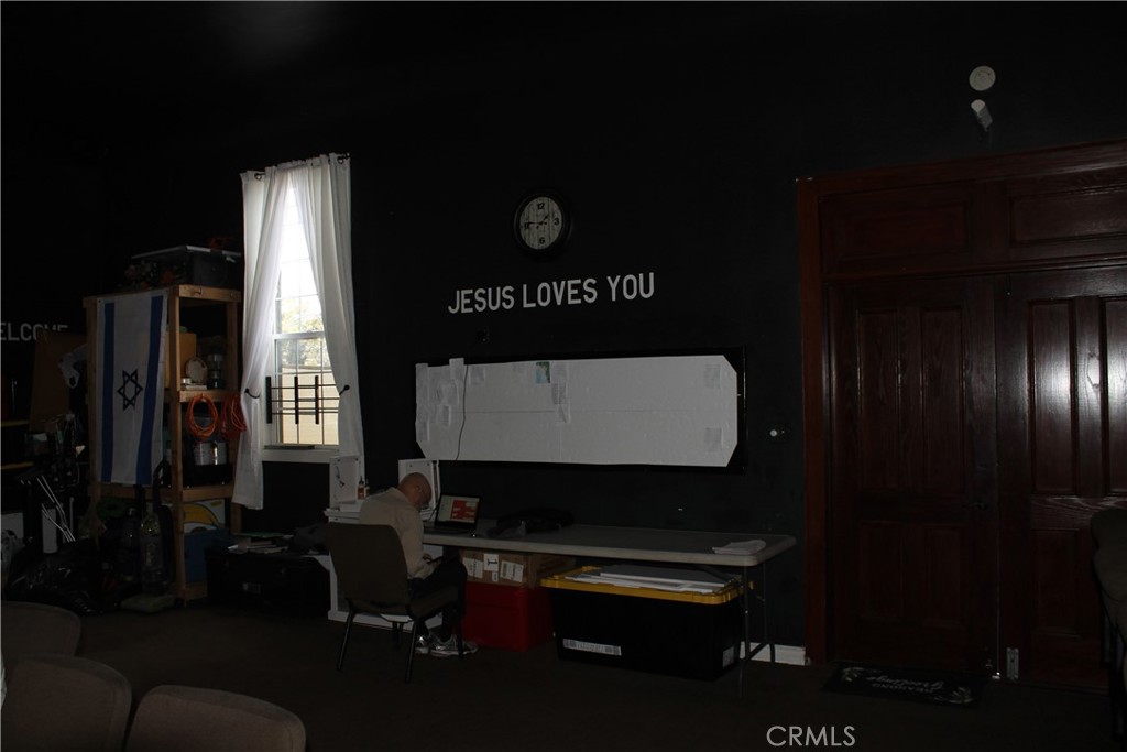 6035 Mesa