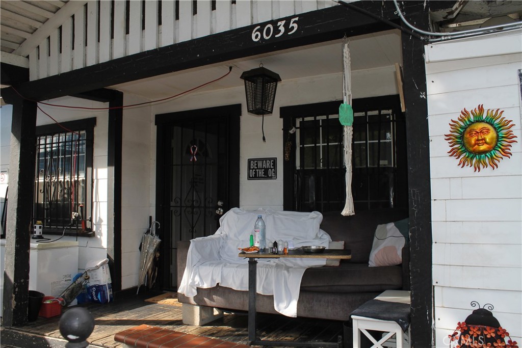 6035 Mesa