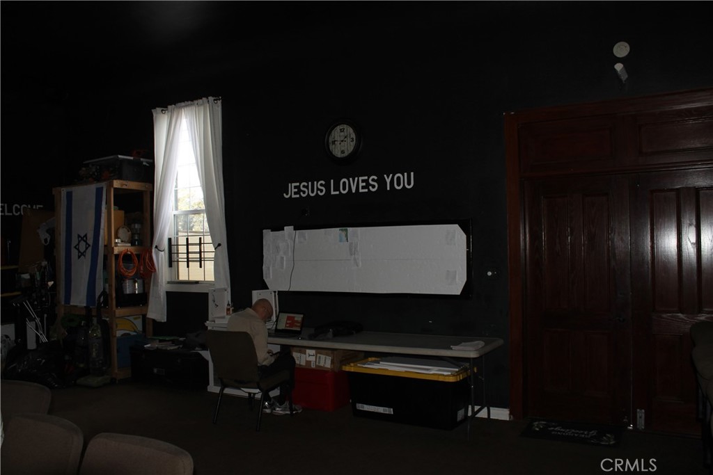 6035 Mesa