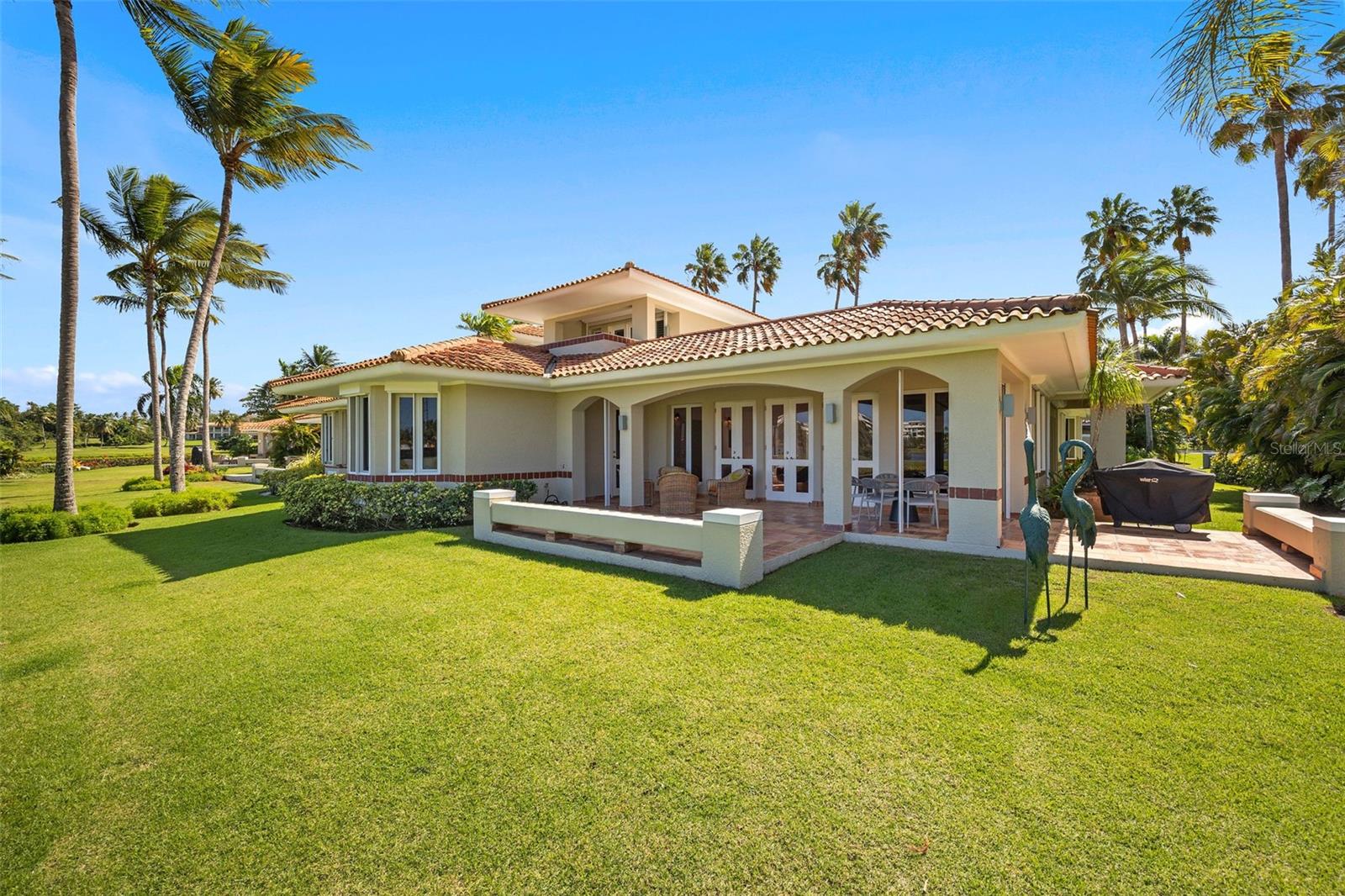 3 THE GREENS VILLAS AT DORADO BEACH