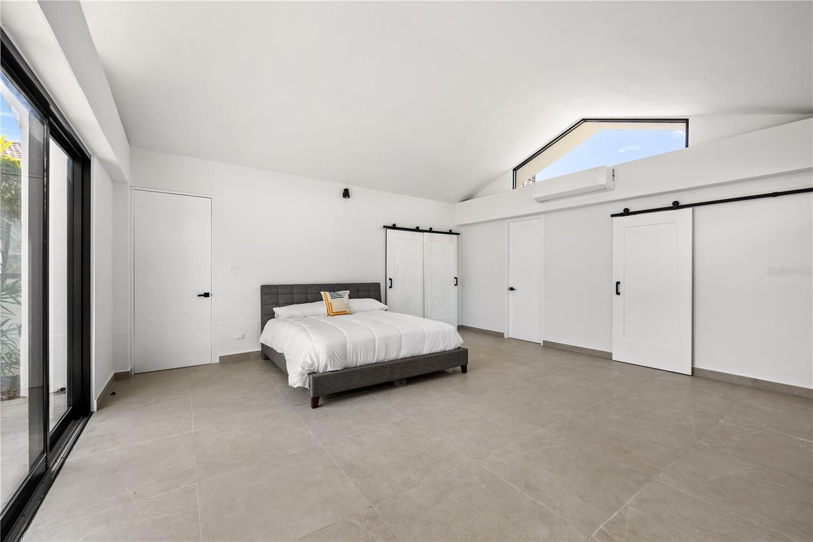 473 CAMINO DE LA VEGA SABANERA