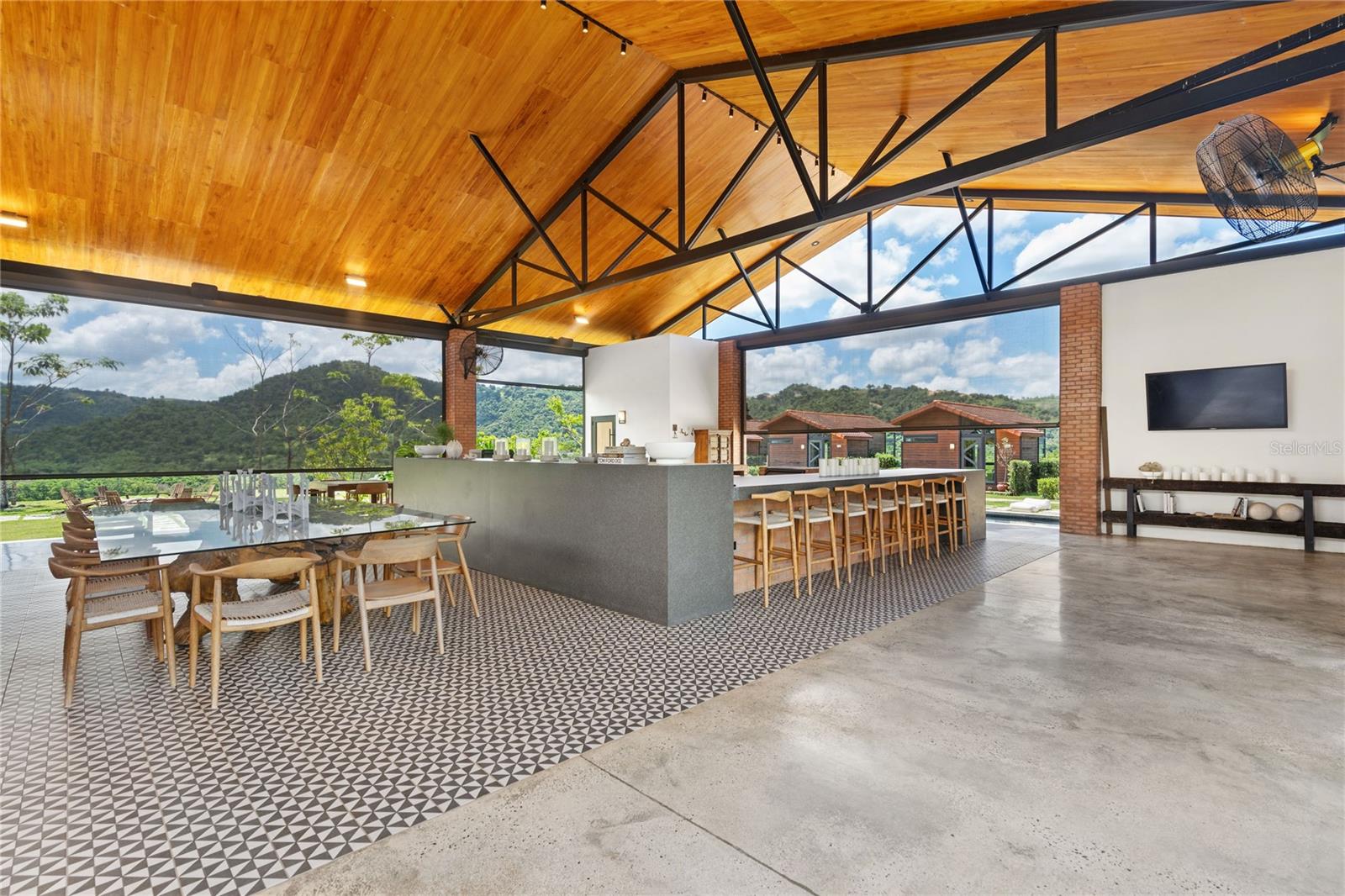 HACIENDA LA NUBE SR 567 KM 13.0