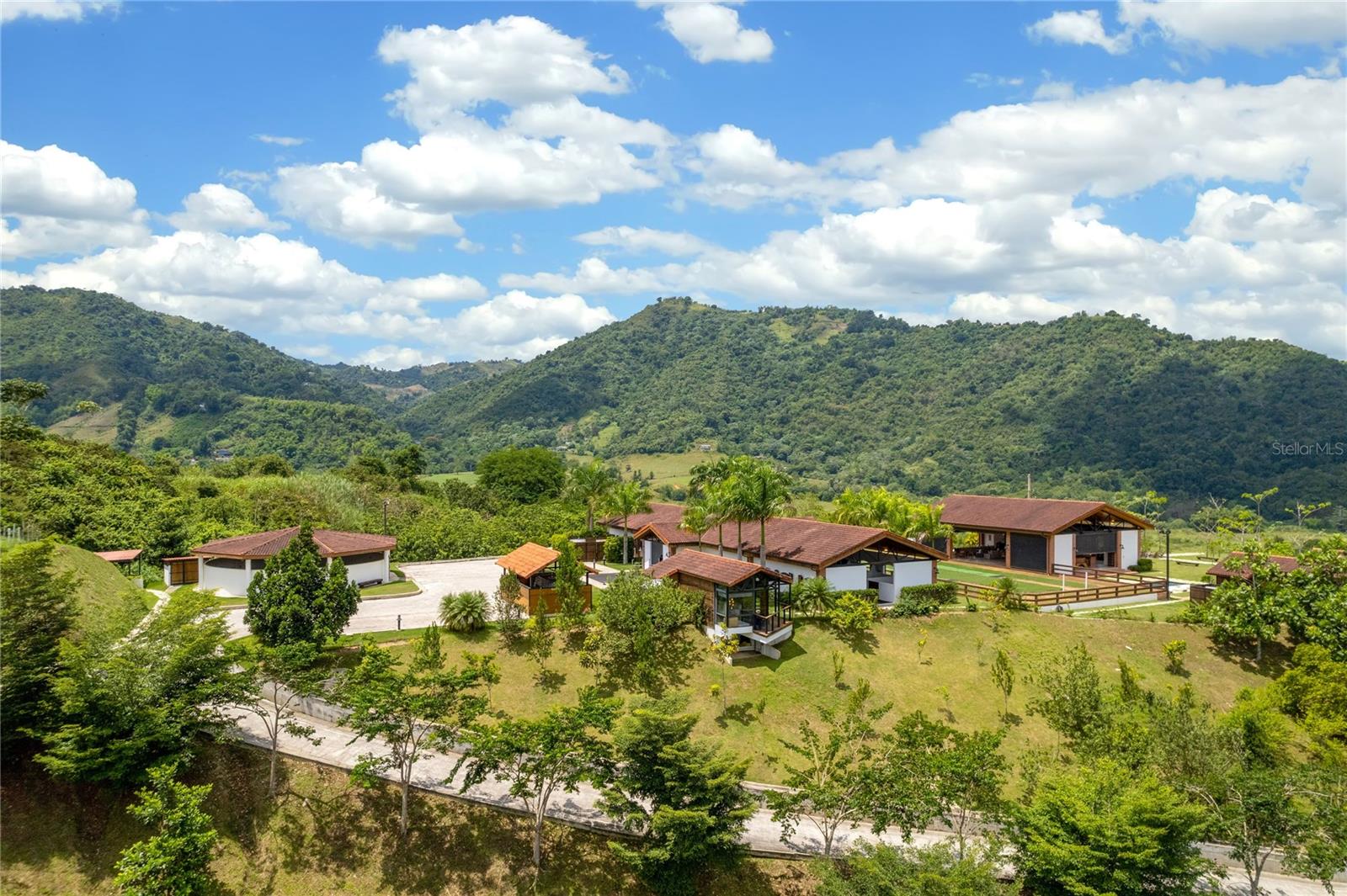 HACIENDA LA NUBE SR 567 KM 13.0