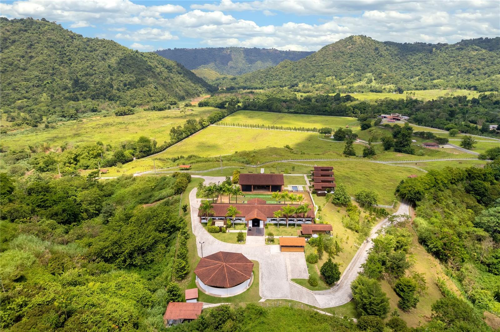 HACIENDA LA NUBE SR 567 KM 13.0