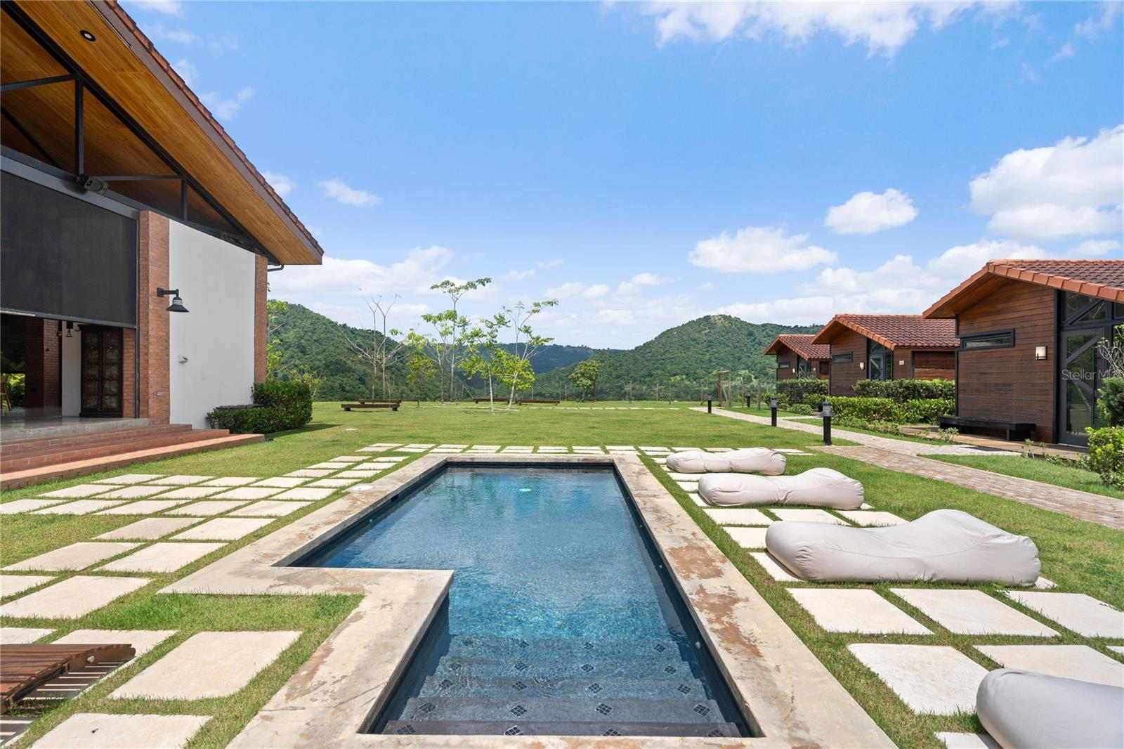 HACIENDA LA NUBE SR 567 KM 13.0