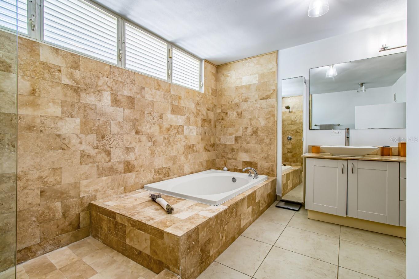 488 CAMINO DEL YUNQUE SABANERA