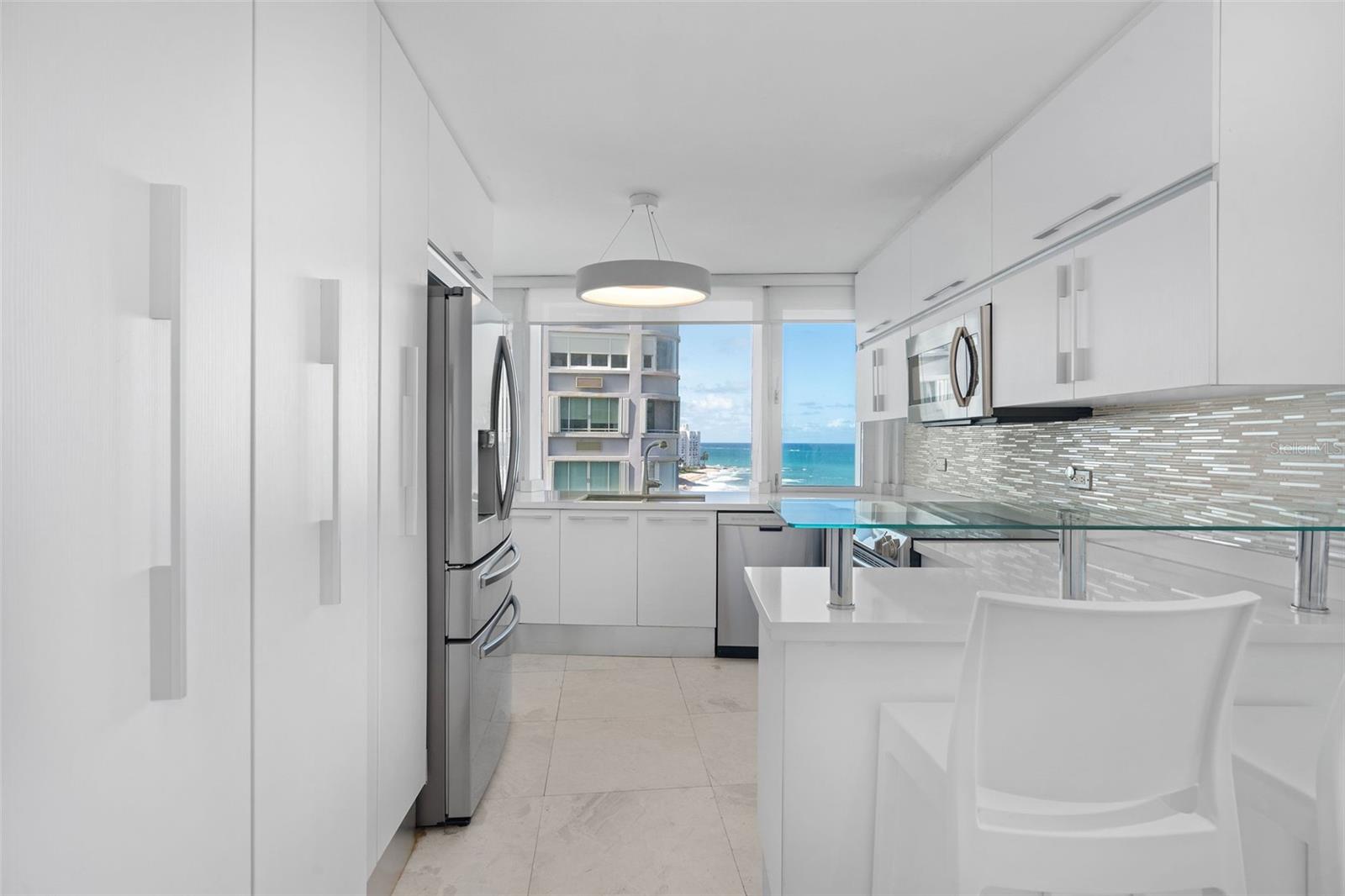 2 CALLE TAFT CONDOMINIO COSTA AZUL #10-B