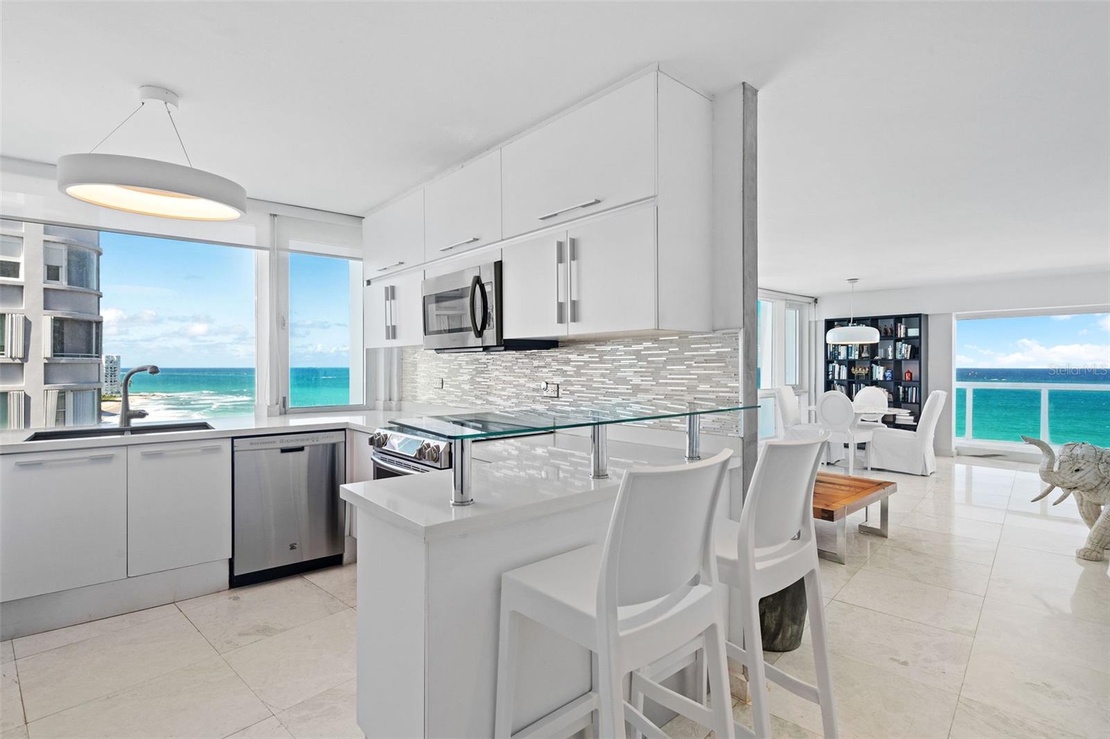 2 CALLE TAFT CONDOMINIO COSTA AZUL #10-B