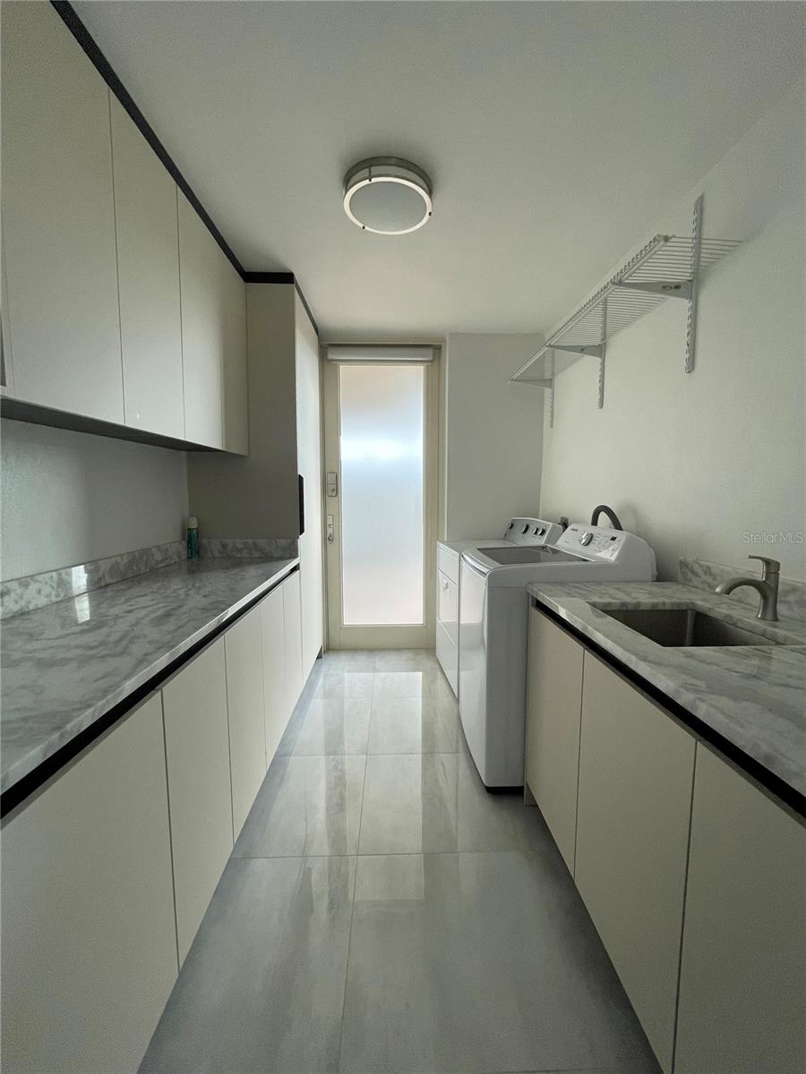 209 CAMINO DE LOS AUSUBOS