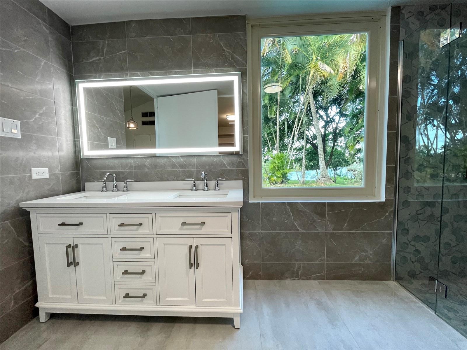 209 CAMINO DE LOS AUSUBOS