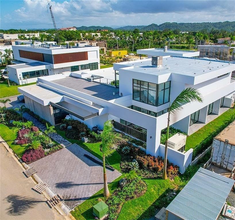 37 DORADO COUNTRY ESTATES