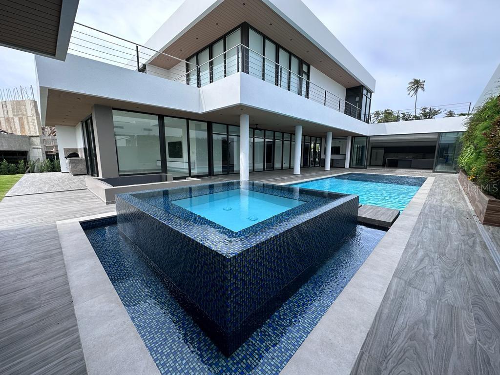 37 DORADO COUNTRY ESTATES