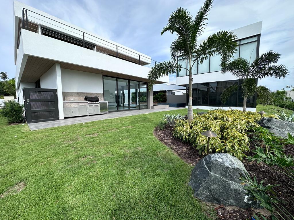 37 DORADO COUNTRY ESTATES