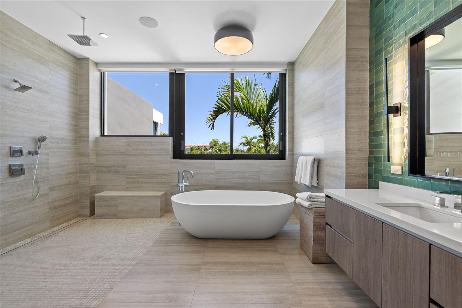 21 THE ENCLAVE RESIDENCES