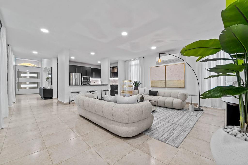 26 TURQUOISE TREASURE POINT