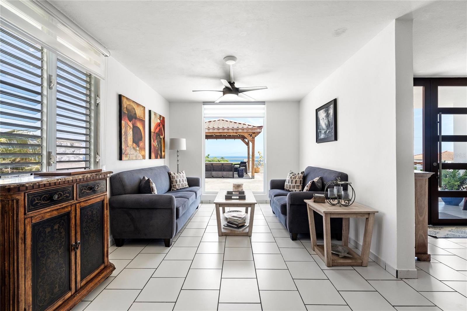 Carr. 648 KM 1.2 MAR CHIQUITA WARD VISTA AL MAR STREET #4-AA