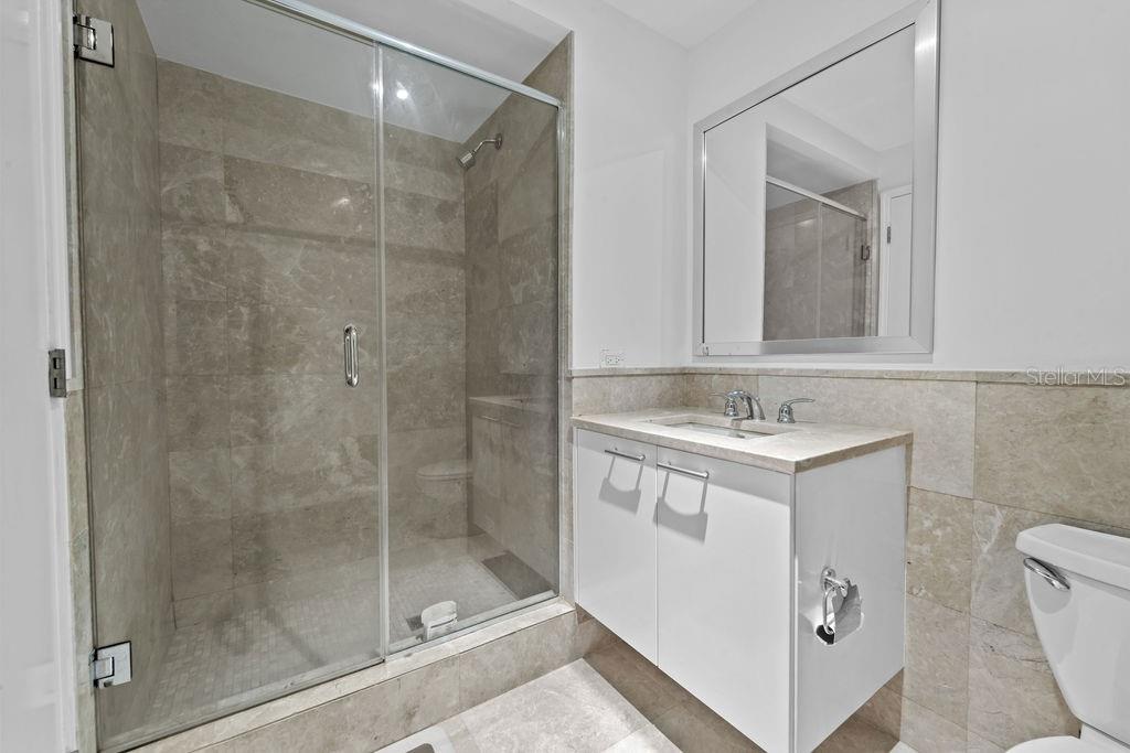 555 MONSERRATE ST #503