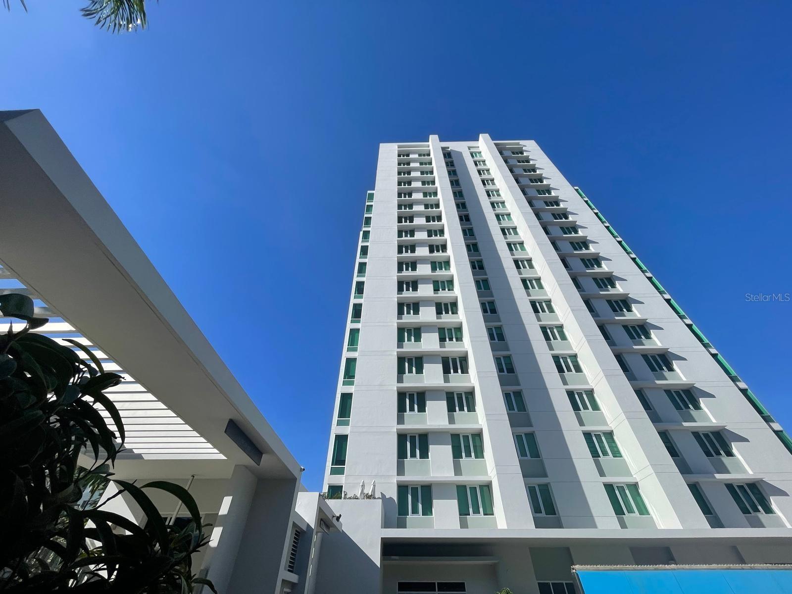 555 MONSERRATE ST #503