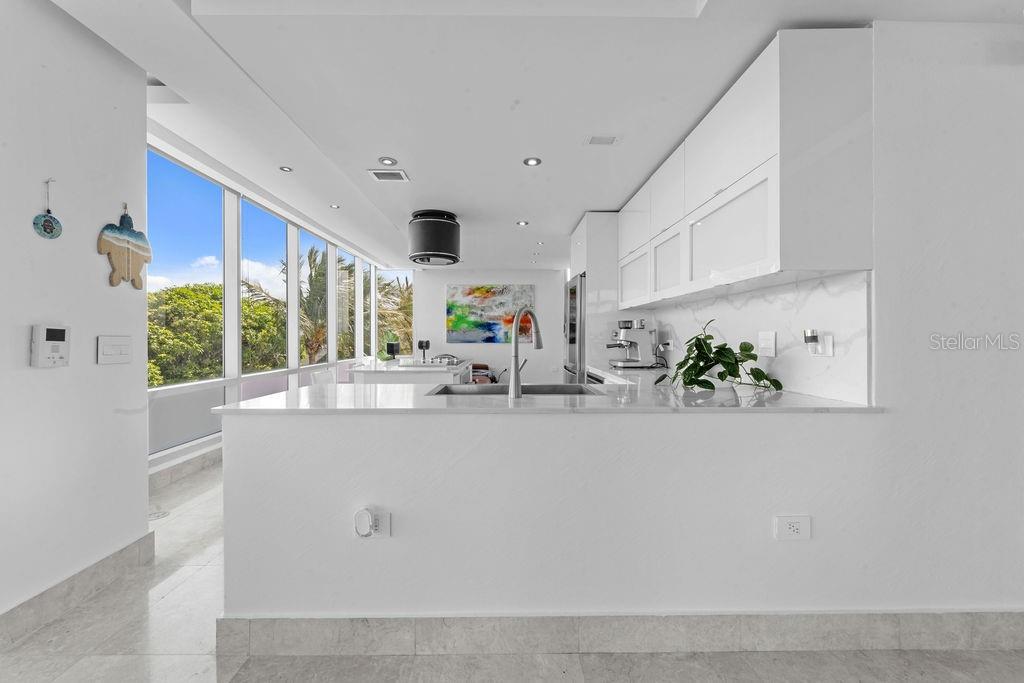 555 MONSERRATE ST #503