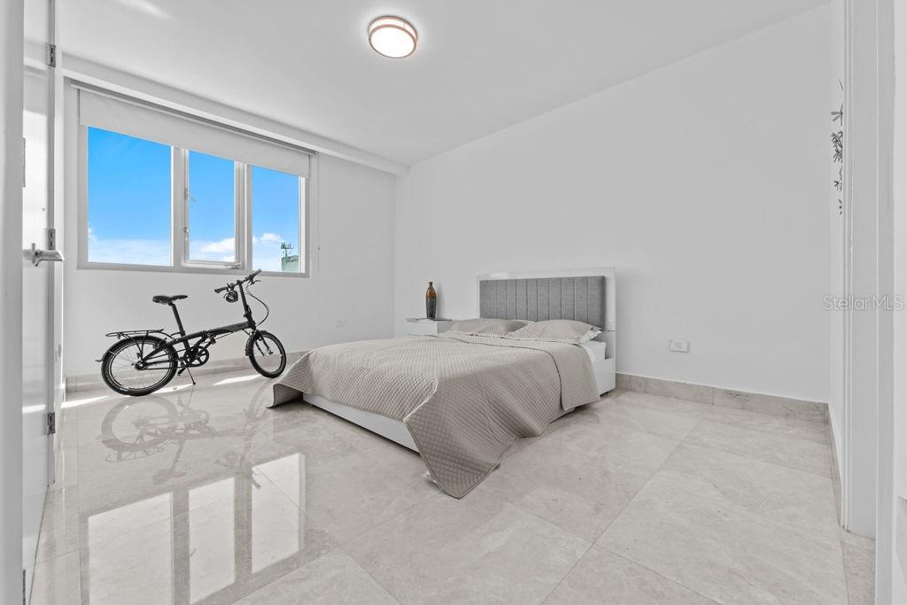 555 MONSERRATE ST #503