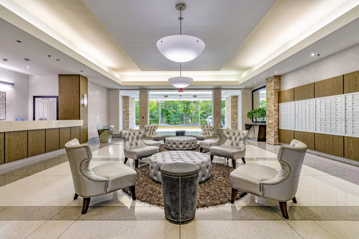 48 AV. LUIS MUÑOZ RIVERA #1607