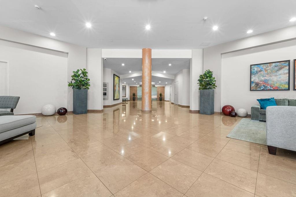 100 CALLE DEL MUELLE CAPITOLIO PLAZA #21001