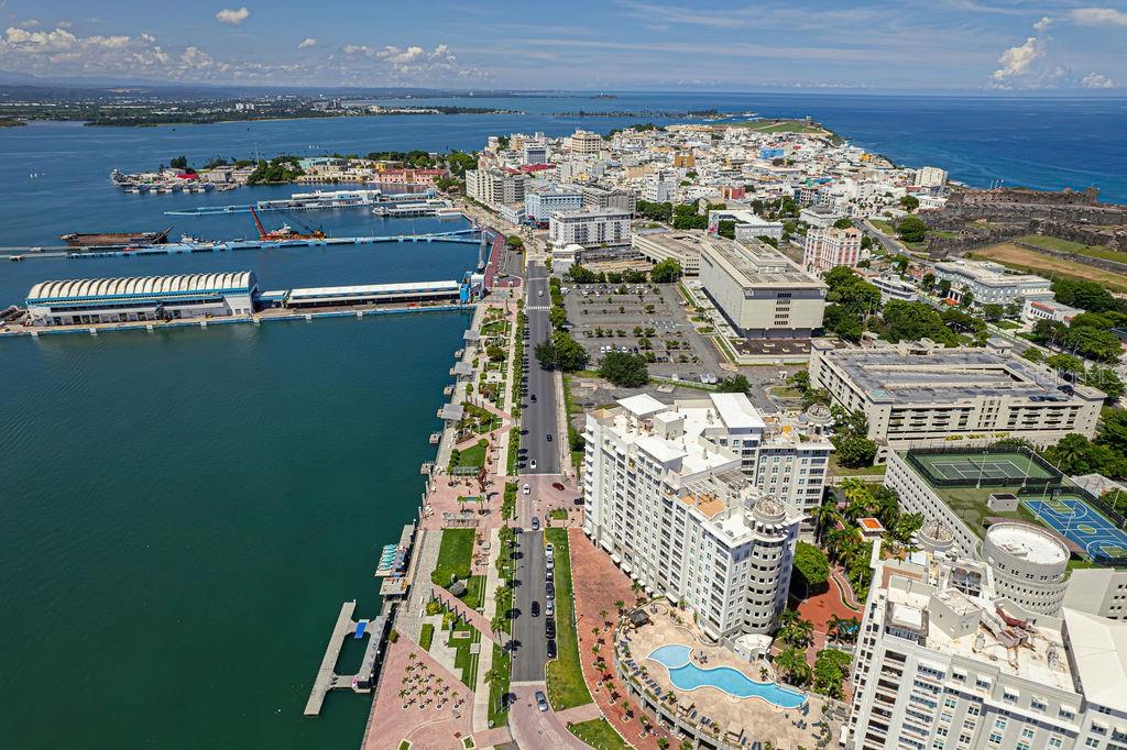 100 CALLE DEL MUELLE CAPITOLIO PLAZA #21001