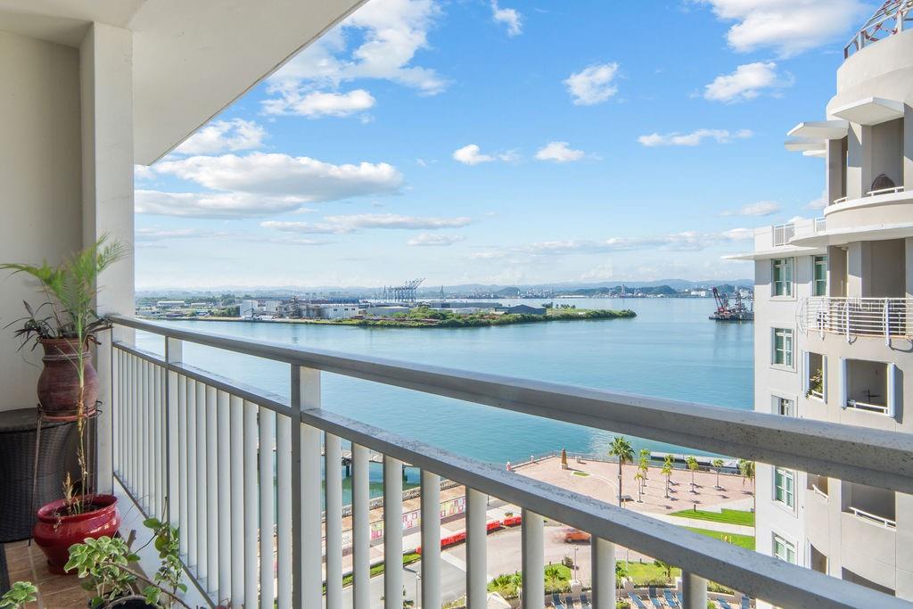 100 CALLE DEL MUELLE CAPITOLIO PLAZA #21001