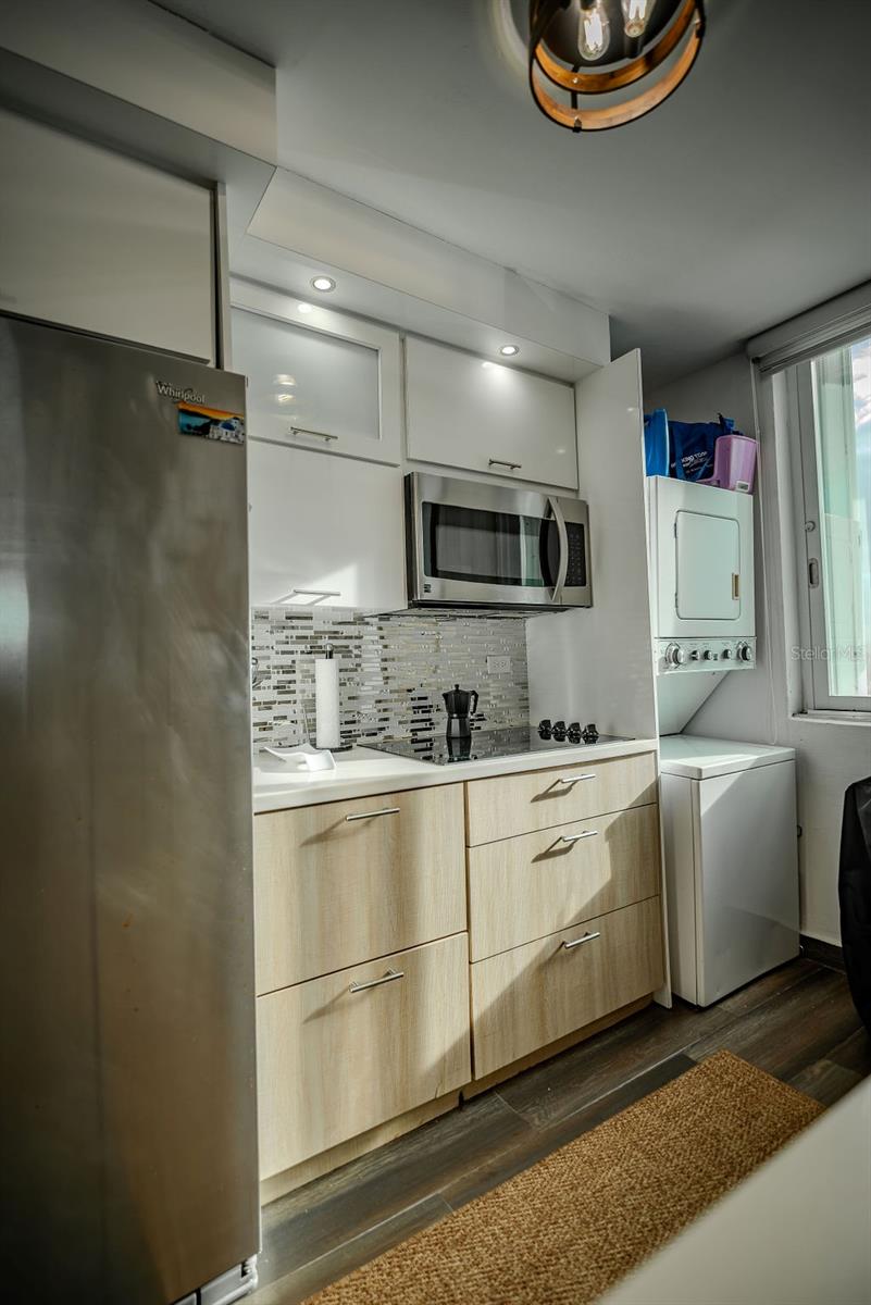 3409 AVE. ISLA VERDE #306