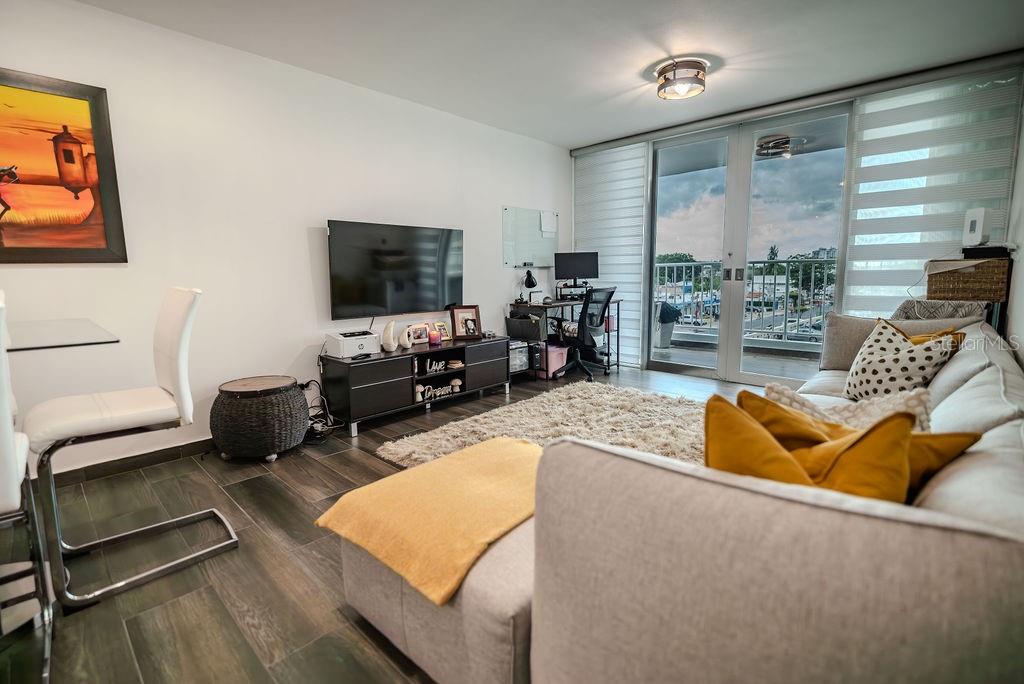 3409 AVE. ISLA VERDE #306