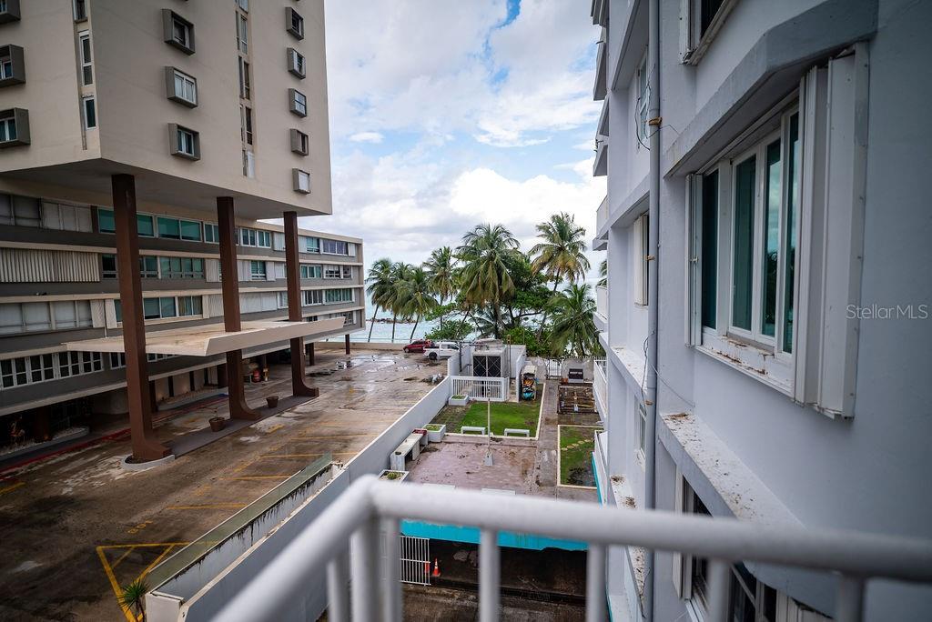 3409 AVE. ISLA VERDE #306