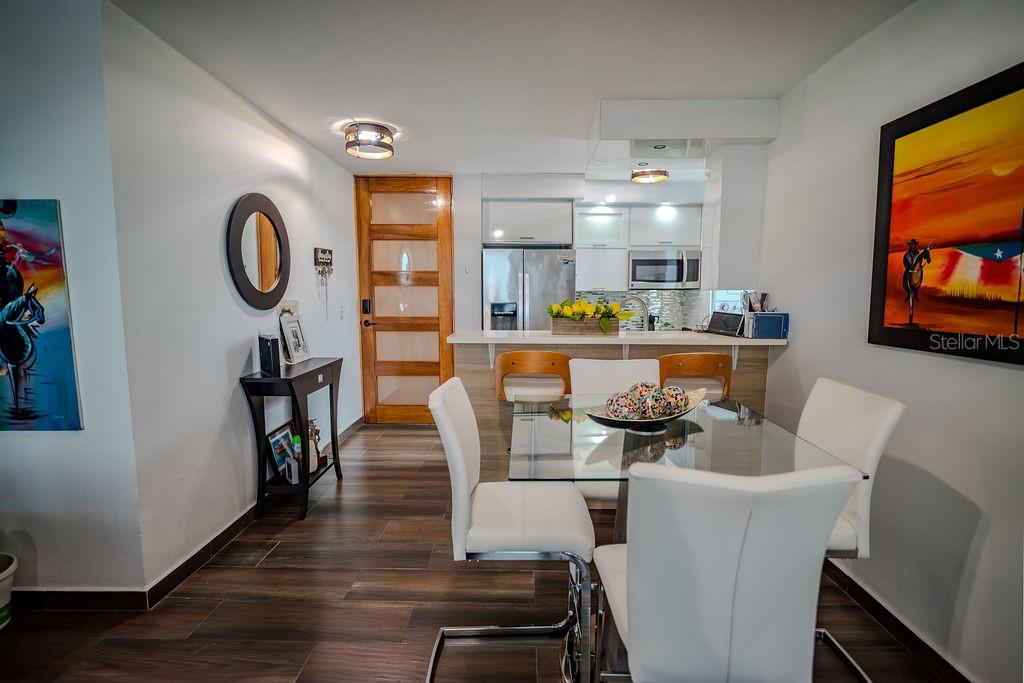 3409 AVE. ISLA VERDE #306