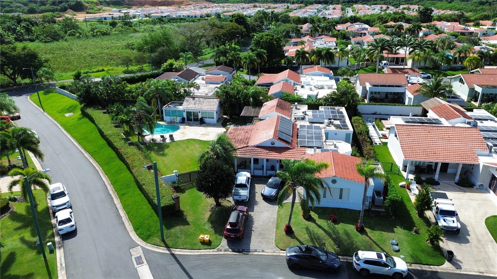 173 CAMINO DE LOS JAZMINES