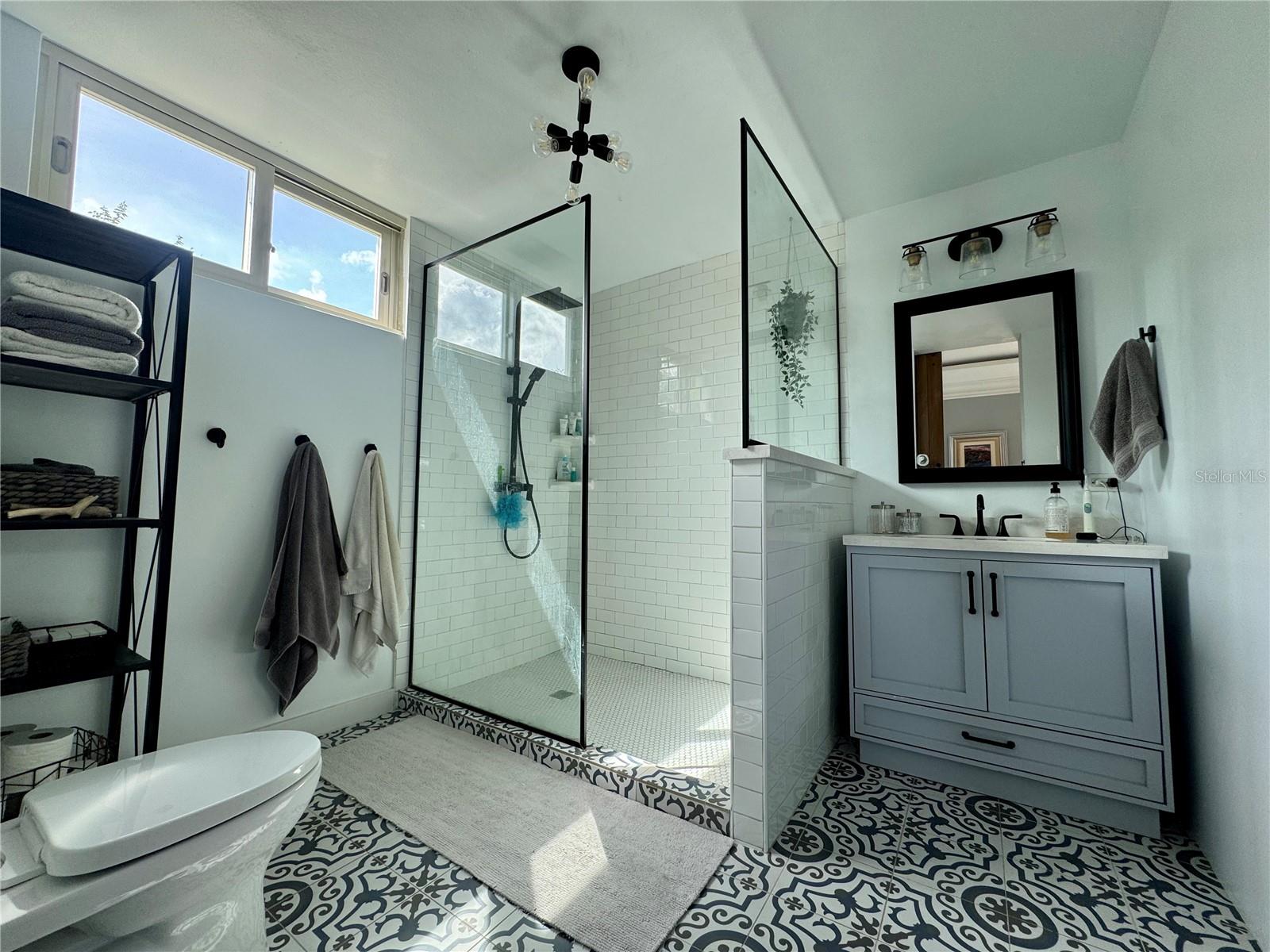 173 CAMINO DE LOS JAZMINES