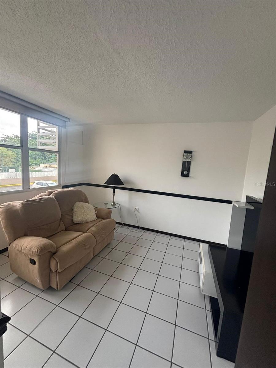 Ave Lopategui VILLAS DE PARKVILLE 2 #EF-3