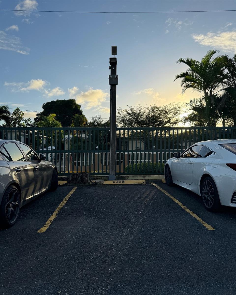 17 CALLE REGINA MEDINA COND. ATRIUM PARK #Apt. A-308