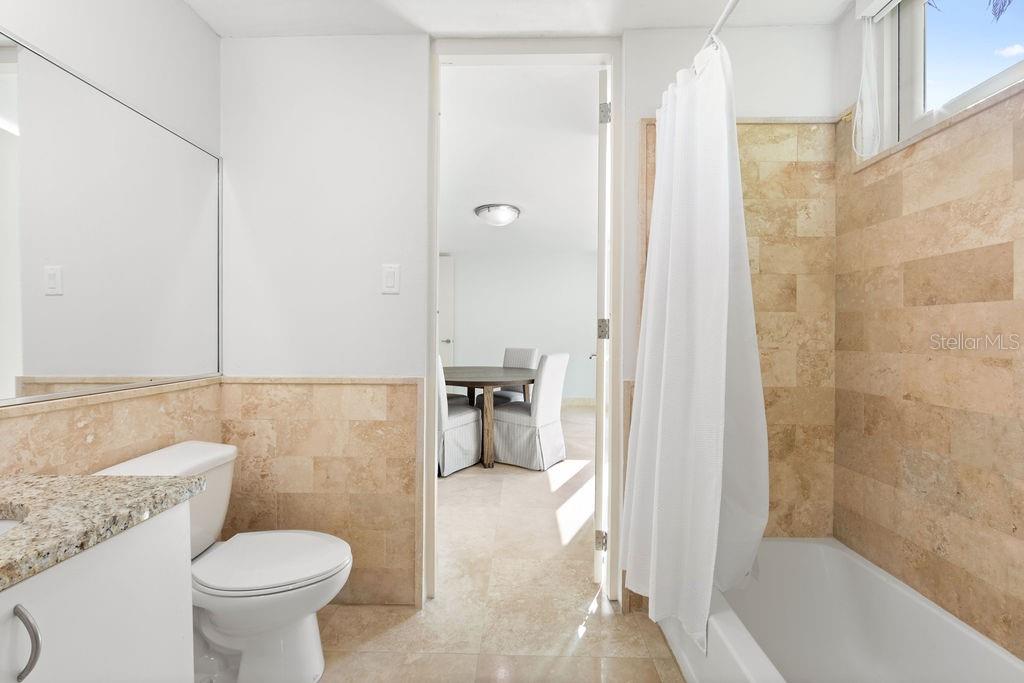 327 CAMINO DEL GUAMA