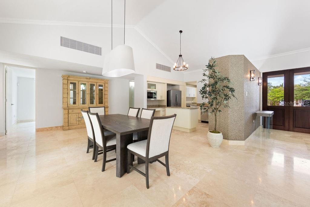 327 CAMINO DEL GUAMA