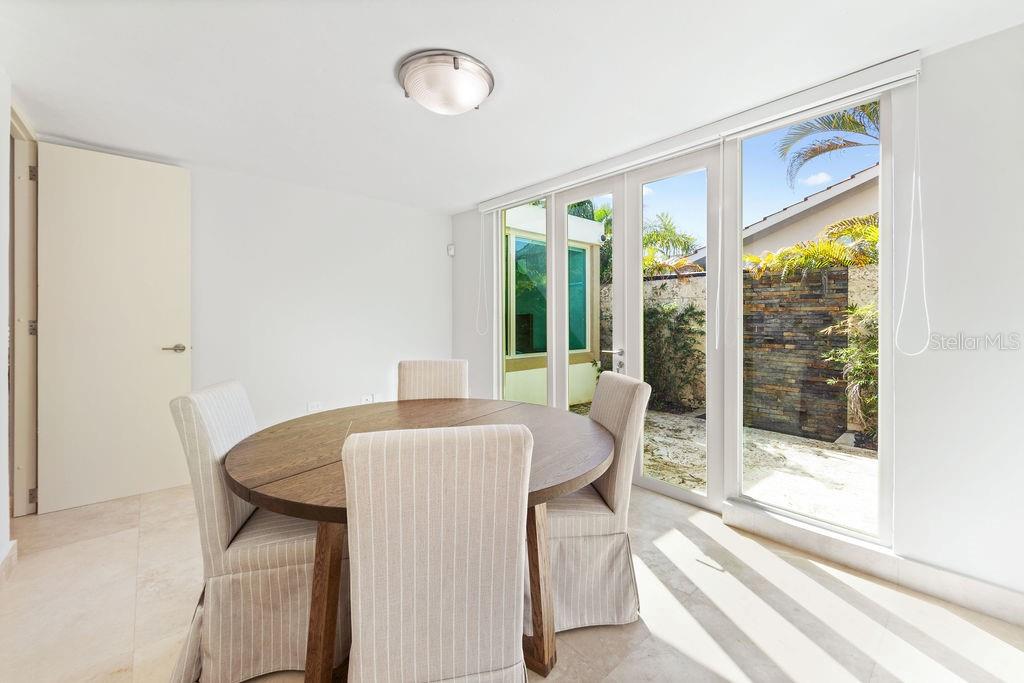 327 CAMINO DEL GUAMA