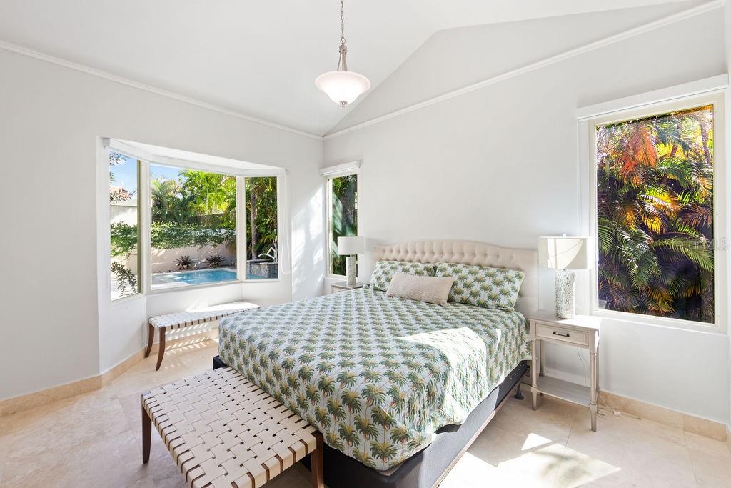 327 CAMINO DEL GUAMA