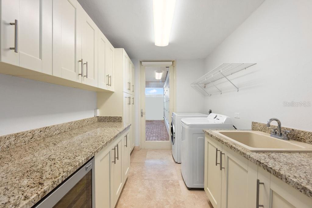 327 CAMINO DEL GUAMA