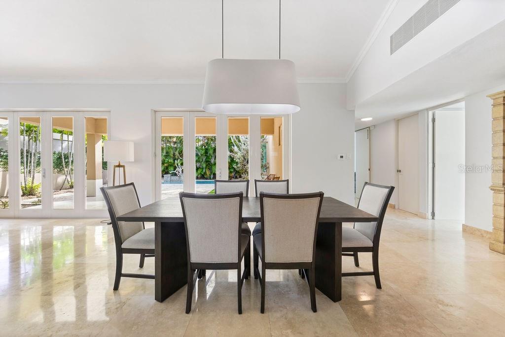 327 CAMINO DEL GUAMA