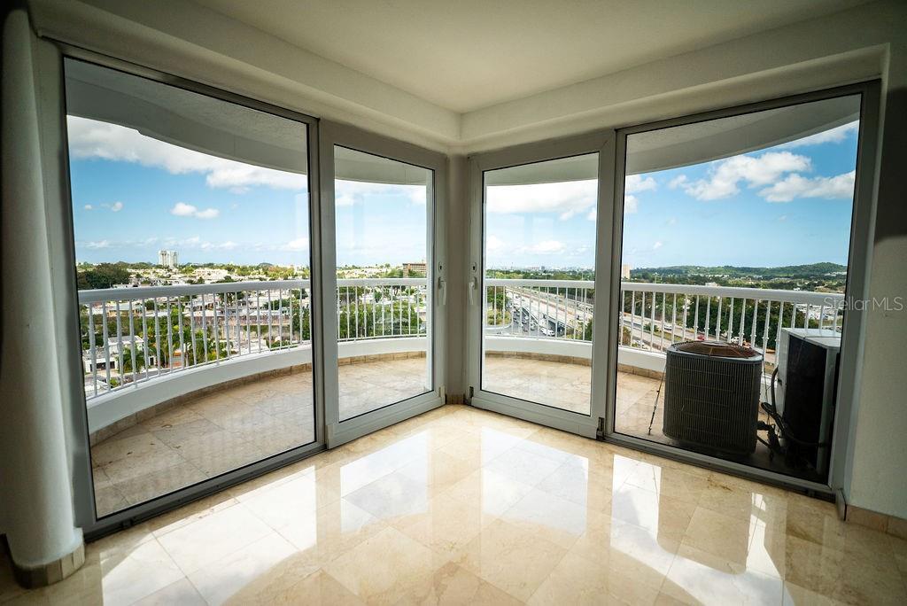 1010 CALLE ORQUID #601