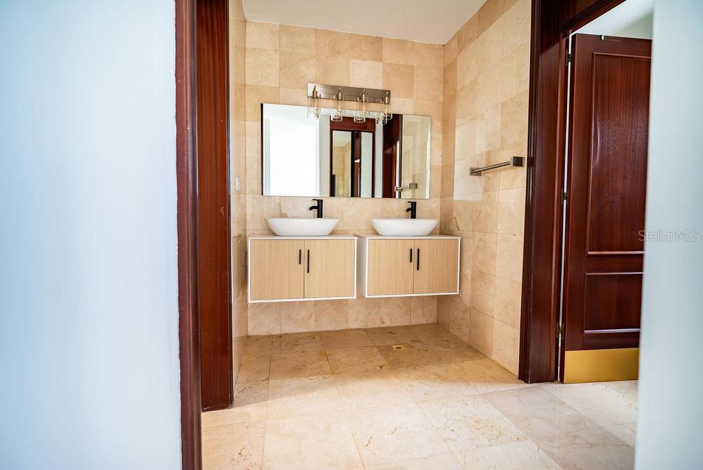 1010 CALLE ORQUID #601